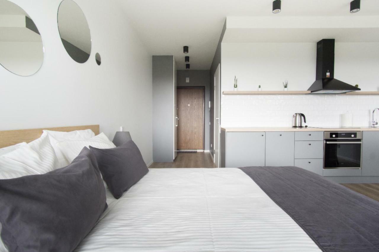 Uptown Studio Apartment Вилнюс Екстериор снимка